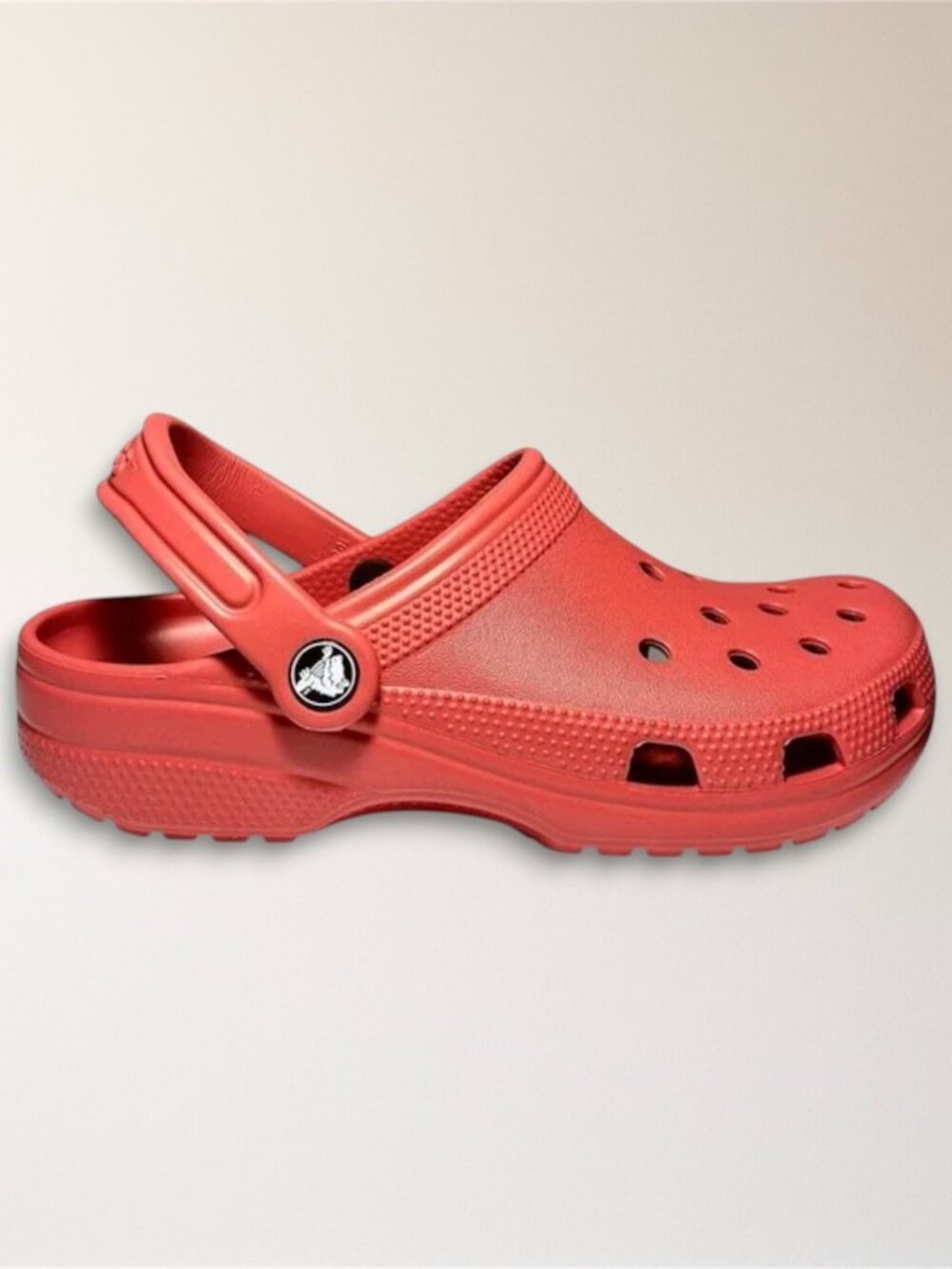 Crocs Classic Clog Red Strawberry Wine Slip On Waterproof Women 7 Comfort Travel